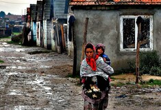 Σε αυτό το χωριό της Βουλγαρίας σχεδόν όλοι έχουν αφήσει ένα μωρό στην Ελλάδα