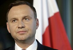Πολωνία: Η κυβέρνηση επιμένει στο "νόμο-πραξικόπημα κατά της Ε.Ε."