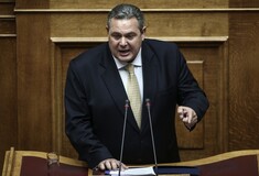 Ένταση στην ομιλία Καμμένου - Λεκτικό λάθος έγινε τώρα το "Μακεδονία" του Μουζάλα