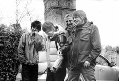 Οι Stone Roses κυκλοφορούν το πρώτο τους κομμάτι μετά από δεκαετίες