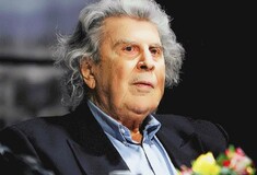 Στο νοσοκομείο με λοίμωξη ο Μίκης Θεοδωράκης