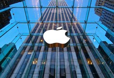 Ιστoρικό ρεκόρ εσόδων για την Apple