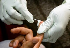 Ανησυχητική έκθεση της UNAIDS: Kίνδυνος αναζωπύρωσης του AIDS λόγω νέων κρουσμάτων στη Ρωσία