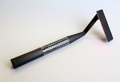 Skarp: Η ξυριστική μηχανή με λέιζερ που υπόσχεται να φέρει την επανάσταση στο ξύρισμα
