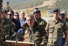 Ο Καμμένος μόλις έκανε retweet σε άρθρο που γράφει ότι η Ελλάδα θα γίνει η 51η Πολιτεία των ΗΠΑ
