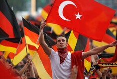 Τουρκικό Κόμμα θέλουν να ιδρύσουν οι Τούρκοι της Γερμανίας