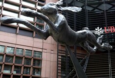 Εκτεταμένη εισαγγελική έρευνα για UBS και Χρήστο Σκλαβούνη