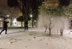 Το χιόνι στο κέντρο της πόλης, σε ένα ωραίο βίντεο του Athensville