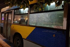Οι επιθέσεις στα λεωφορεία και τα ΜΜΜ της Αθήνας συνεχίζονται - Συναγερμός στον ΟΑΣΑ