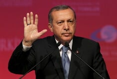 Ο Ερντογάν προειδοποιεί την Ευρώπη: Μην απειλείτε γιατί θα ανοίξουμε τις πύλες σε 3 εκατ. μετανάστες