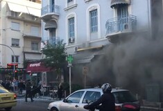 Ισχυρή έκρηξη σε κατάστημα στην πλατεία Βικτωρίας - Πληροφορίες για τραυματίες (ΒΙΝΤΕΟ)