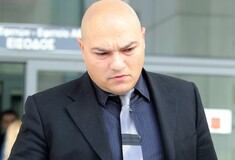 Ο Γερμενής καταγγέλλει πως του επιτέθηκαν παρακρατικοί του ΣΥΡΙΖΑ - Προσήχθη και ανακρίνεται 21χρονος