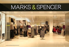 H ανακοίνωση της Marks & Spencer για την Ελλάδα και τη λειτουργία των 26 καταστημάτων στη χώρα