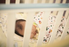 Και στην Ελλάδα πειραματική μελέτη για γέννηση παιδιών από τρεις γονείς- Δόθηκε η άδεια