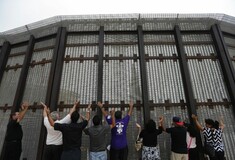 To Μεξικό καταδικάζει και απαντά στον Τραμπ: Δε θα πληρώσουμε το τείχος