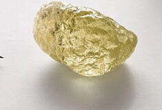 Τεράστιο διαμάντι σε μέγεθος αυγού βρέθηκε στον Καναδά