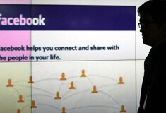 Το Facebook διέγραψε εκατοντάδες σελίδες που συνδέονταν με το Sputnik