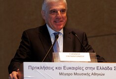 Παπαντωνίου: Διαψεύδει ότι επιχείρησε να μπλοκάρει την άρση απορρήτου στους τραπεζικούς λογαριασμούς του