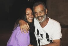 Γιατί η Rihanna έκανε μήνυση στον πατέρα της