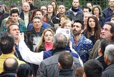 Οι οπαδοί του Σώρρα συγκεντρώθηκαν κάτω από την Ακρόπολη για επίκληση στο Δία
