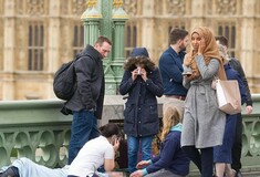 Η Μουσουλμάνα που κατηγορήθηκε για αδιαφορία δίπλα σε τραυματία της επίθεσης στο Λονδίνο εξηγεί τη στάση της