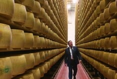Υπάρχει μια τράπεζα στην Ιταλία που δέχεται την παρμεζάνα ως εγγύηση