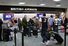 H British Airways ανακοίνωσε πως ακυρώνει όλες τις πτήσεις από τα αεροδρόμια Heathrow και Gatwick του Λονδίνου