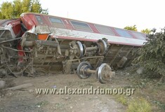 Άδενδρο, Θεσσαλονίκη: Το φως της ημέρας αποκαλύπτει το μέγεθος του δυστυχήματος