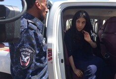 Η Νάντια Μουράντ επέστρεψε για πρώτη φορά στο χωριό της μετά τη σφαγή των Γιαζίντι από τους τζιχαντιστές