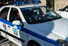 Λάρισα: Δεν έχουν βρεθεί οι γονείς του μικρού αγοριού που βρέθηκε να περιφέρεται μόνο του