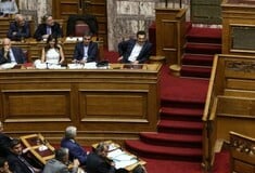 Συνεχίζεται η πολιτική αντιπαράθεση για την Εσθονία - Σύγκρουση Κυρίτση με Γεωργιάδη για τον κομμουνισμό