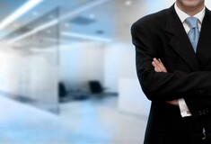 Συγκλονίζουν οι ιστορίες των σύγχρονων δούλων στη Βρετανία: Οικιακοί σκλάβοι, εργαζόμενοι φυλακισμένοι, θύματα μαστροπών