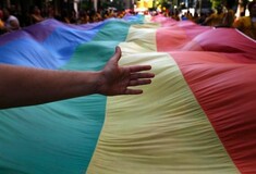 Ο Σωτήρης μιλά για ένα αγόρι που ένιωθε γυναίκα. Και συγκλονίζει με την απρόβλεπτη αποκάλυψη στο τέλος