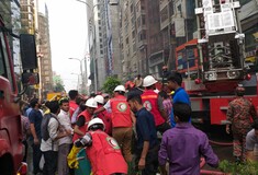 Μπανγκλαντές: Πυρκαγιά σε κτίριο 19 ορόφων - Αναφορές για εγκλωβισμένους και τραυματίες
