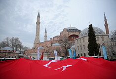 «Φρένο» από UNESCO στον Ερντογάν: Χρειάζεται η έγκρισή μας για να γίνει τζαμί η Αγιά Σοφιά