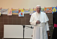Αυστηρή νομοθεσία κατά των σεξουαλικών εγκλημάτων στην Εκκλησία εφαρμόζει ο πάπας Φραγκίσκος