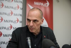 Βαρουφάκης: «Οι υδρογονάνθρακες να μείνουν παντοτινά στα έγκατα της γης»