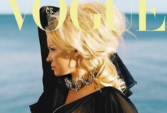 Η Πάμελα Άντερσον για πρώτη φορά στο εξώφυλλο της Vogue
