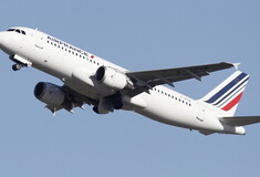 Η Air France θα περικόψει 7.580 θέσεις εργασίας - Το 17,5% του δυναμικού της