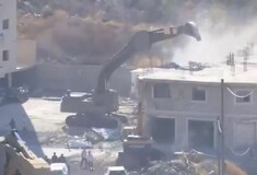 Το Ισραήλ κατεδαφίζει σπίτια Παλαιστίνιων κοντά στη Δυτική Όχθη