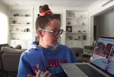 Διάσημη YouTuber κλείνει το κανάλι της λόγω παλιών βίντεο με blackface: «Είναι ντροπή. Είναι απαίσιο»