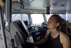Η Καρόλα Ρακέτε σε μυστική τοποθεσία μετά από απειλές, ανακοίνωσε η Sea-Watch