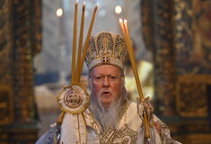 Πατριάρχης Βαρθολομαίος: Πιστεύουμε ακράδαντα ότι ο κορωνοϊός δεν κολλάει με τη θεία κοινωνία