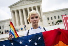 Τα εργασιακά δικαιώματα γκέι και transgender εξετάζει σήμερα το Ανώτατο Δικαστήριο των ΗΠΑ