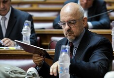 Παπαδημητρίου: Το νερό είναι απαράδεκτα φθηνό - Αντίδραση ΣΥΡΙΖΑ για την δήλωση του βουλευτή της ΝΔ