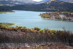 Σκρέκας: «Κάθε χρόνο εξαντλούμε 700 λίμνες του Μαραθώνα από τα υπόγεια αποθέματα νερού»