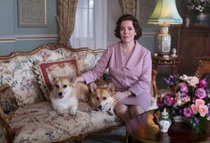 Η Ολίβια Κόλμαν είναι η βασίλισσα Ελισάβετ στην 3η σεζόν του «The Crown» - Δείτε το τρέιλερ