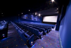 Κορωνοϊός: Τι ισχύει από σήμερα για σινεμά, θέατρα και συναυλίες στην Αττική