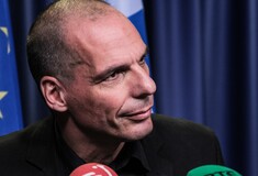 Telegraph: O Βαρουφάκης κάνει λόγο για παράλληλο νόμισμα εάν χρειαστεί - Tι είναι τα ΙΟUs;