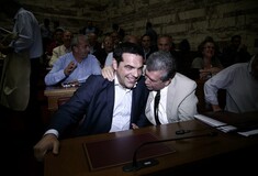 Μητρόπουλος:Ο πρωθυπουργός πρέπει να πάρει τώρα πρωτοβουλίες - το δημοψήφισμα πρέπει να επανεξεταστεί
